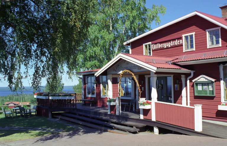 Boka en Dalaweekend påTällbergsgårdens Hotell​
